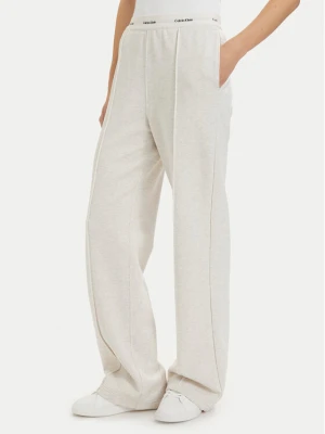 Calvin Klein Jeans Spodnie dresowe LV047G253G Kremowy Relaxed Fit