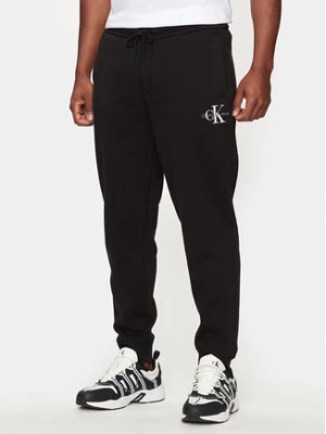 Calvin Klein Jeans Spodnie dresowe Monologo J30J325658 Czarny Regular Fit