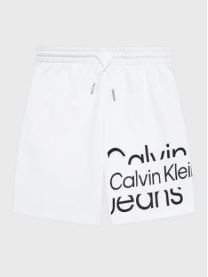 Calvin Klein Jeans Szorty sportowe Logo IB0IB01607 Biały Regular Fit