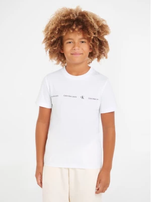 Calvin Klein Jeans T-Shirt Minimalistic IB0IB02033 D Biały Regular Fit
