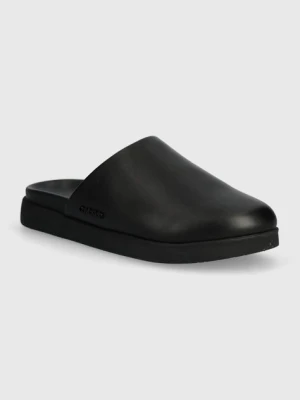 Calvin Klein klapki skórzane MULE męskie kolor czarny HM0HM01407