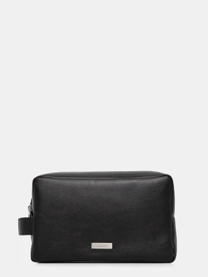 Calvin Klein kosmetyczka skórzana kolor czarny LV04D1132G