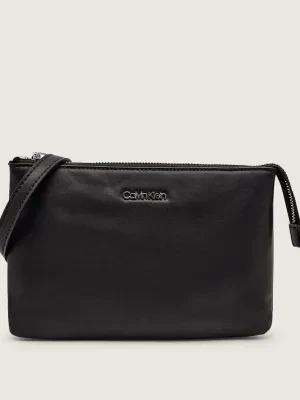 Calvin Klein Listonoszka MUST