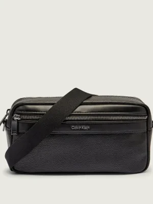 Calvin Klein Reporterka