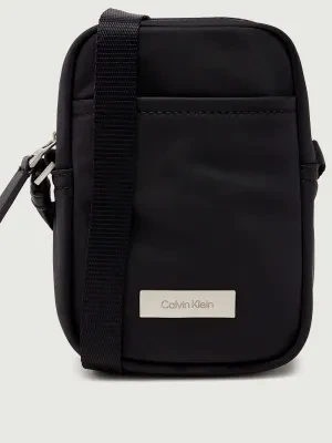 Calvin Klein Reporterka