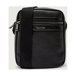 Calvin Klein Reporterka