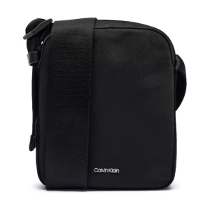 Calvin Klein Reporterka