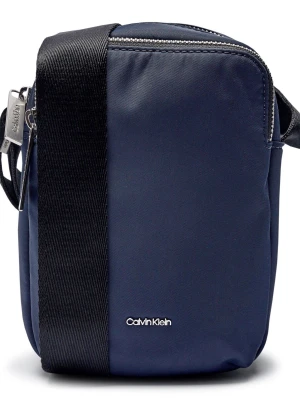Calvin Klein Reporterka