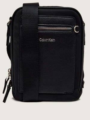 Calvin Klein Reporterka czarny