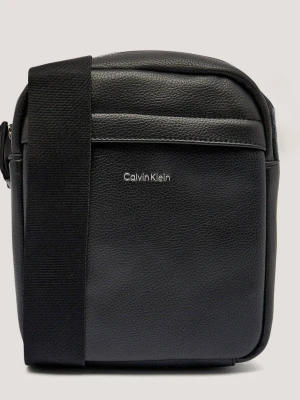 Calvin Klein Reporterka RAISED