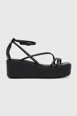 Calvin Klein sandały skórzane WEDGE SANDAL 30 LTH damskie kolor czarny na platformie HW0HW01949