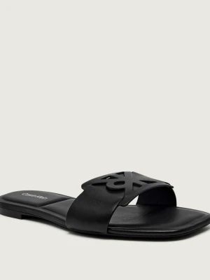 Calvin Klein Skórzane klapki czarny