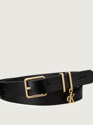 Calvin Klein Skórzany pasek MONOGRAM CHARM