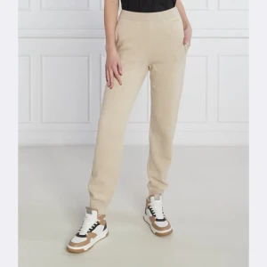 Calvin Klein Spodnie dzianinowe | Regular Fit | z dodatkiem kaszmiru