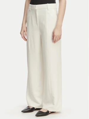 Calvin Klein Spodnie materiałowe LV044F651G Kremowy Straight Fit