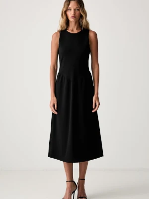 Calvin Klein sukienka rozkloszowana czarny