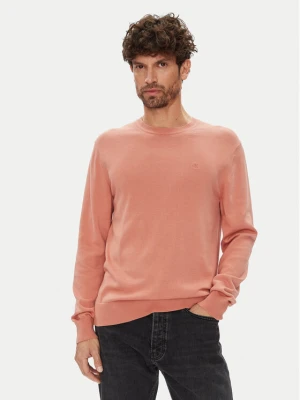 Calvin Klein Sweter LV040BM343 Koralowy Regular Fit