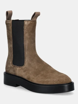 Calvin Klein sztyblety zamszowe CONVAVE WELT CHESEA SUEDE damskie kolor brązowy na płaskim obcasie YW0YW01969