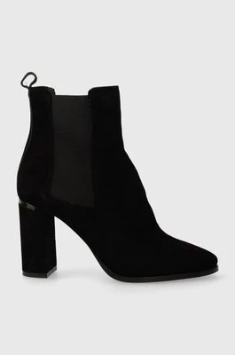 Calvin Klein sztyblety zamszowe CUP HEEL CHELSEA BOOT 80-SUE damskie kolor czarny na słupku HW0HW01714