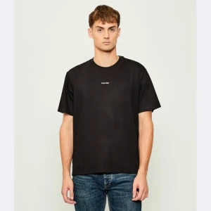 Calvin Klein T-shirt | Loose fit | pique