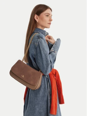 Calvin Klein Torebka Ck Conv Chain Brushed Medium Bag LV04F3407G Beżowy