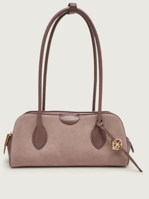 Calvin Klein Torebka na ramię Emblem | zamsz beżowy