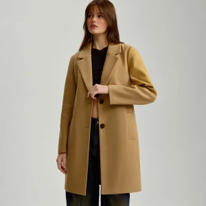 Camelowy płaszcz jednorzędowy bez podszewki House