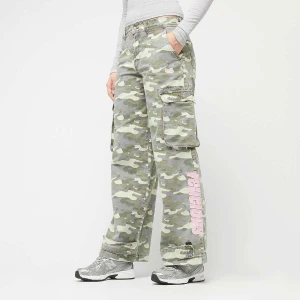 Zdjęcie produktu Camouflage Cargo Pants, markiFelicious, Legginsy, w kolorze camo, rozmiar: