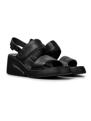 Camper Skórzane sandały w kolorze czarnym na koturnie rozmiar: 36