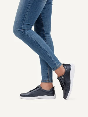 Caprice Skórzane sneakersy w kolorze granatowym rozmiar: 39