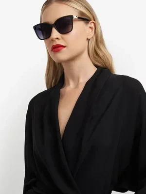 Carolina Herrera okulary przeciwsłoneczne damskie kolor czarny HER 0273/S