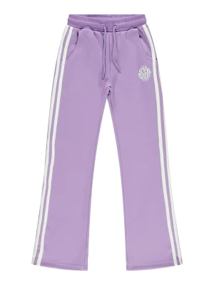 Cars Spodnie dresowe "Marri" w kolorze fioletowym rozmiar: 164
