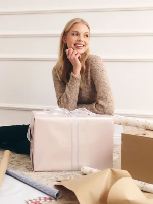 Casualowy sweter beżowy Top Secret