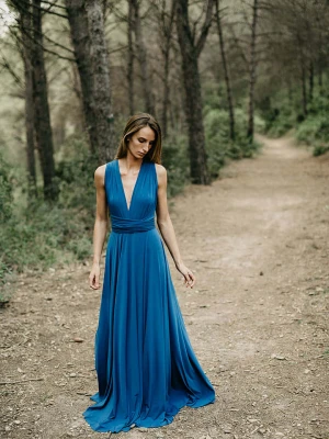 Ceylan Sukienka w kolorze niebieskim rozmiar: 34-44