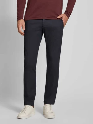 Chinos o kroju slim fit z mieszanki bawełny Bugatti Granatowy