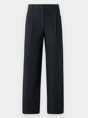 Chinosy Calvin Klein