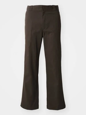 Chinosy Dickies