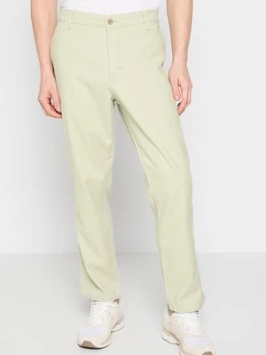 Chinosy Dockers