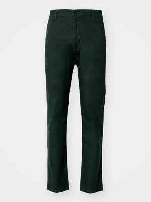 Chinosy Dockers
