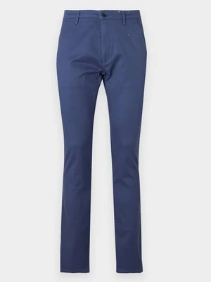 Zdjęcie produktu Chinosy Dockers