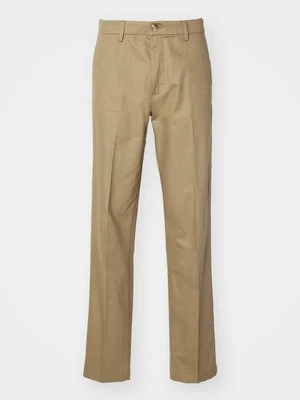 Chinosy Dockers