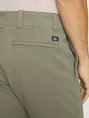 Chinosy Dockers