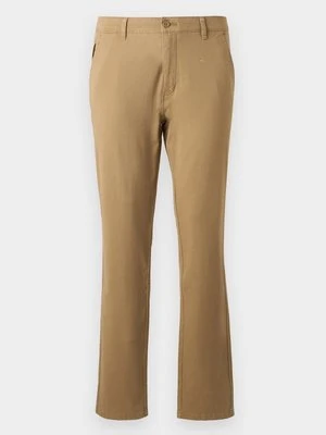Chinosy Dockers