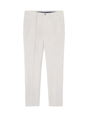 Chinosy Hackett London