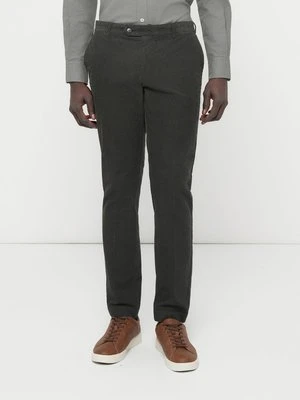 Chinosy Hackett London