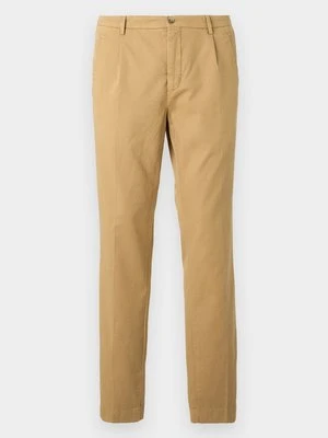 Chinosy Hackett London tan