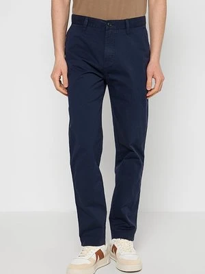 Chinosy HUGO