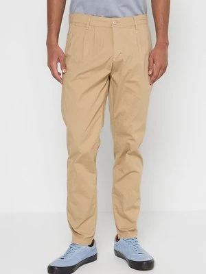 Chinosy INDICODE JEANS