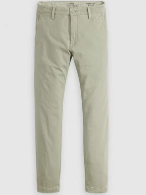 Chinosy Levi's piaskowy