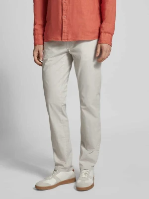 Chinosy o kroju regular fit z 5 kieszeniami model ‘ULTRALIGHT’ BRAX